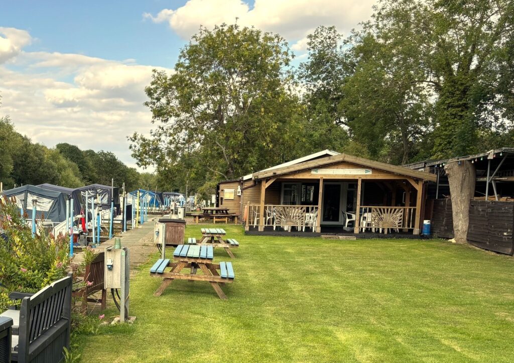 clubhouse4